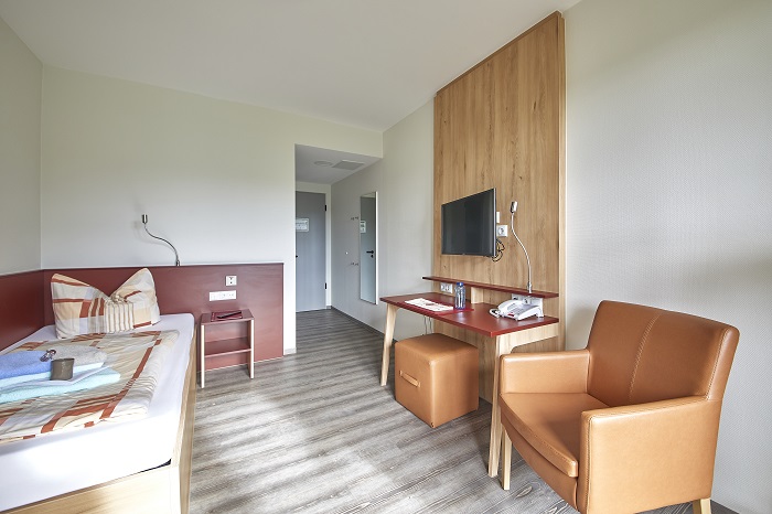 Ein Einzelzimmer in der Knappschafts-Klinik Warmbad Ein Einzelzimmer in der Knappschafts-Klinik Warmbad